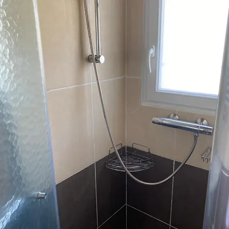 Appartement Magnifique Studio, Piscine, Parking Nice