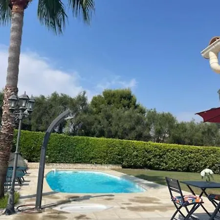 Apartment Magnifique Studio, Piscine, Parking